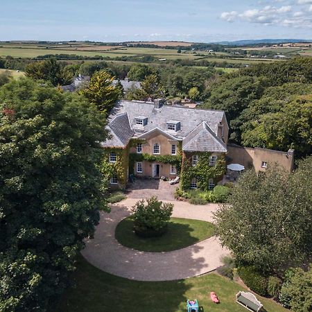 Clemenstone House B&B Cowbridge Exterior photo